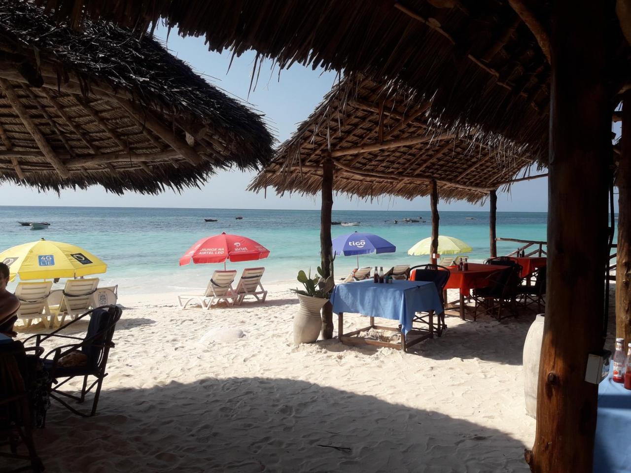 Ebony & Ivory Beach Bungalows Nungwi Exterior photo